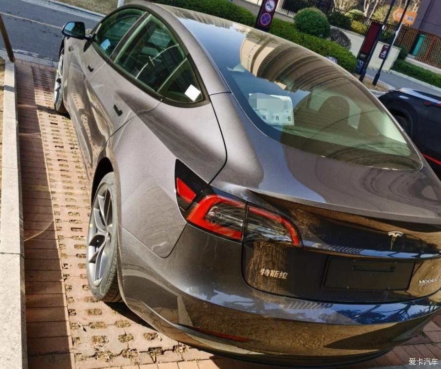 终提心心挂念的model3Performance