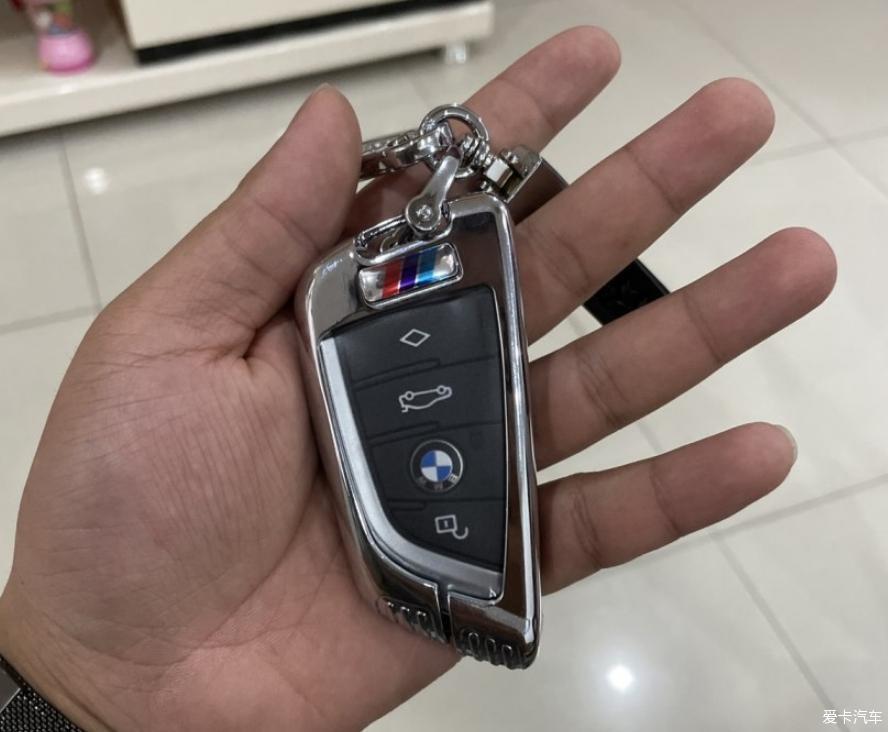 喜提21款25i运动款