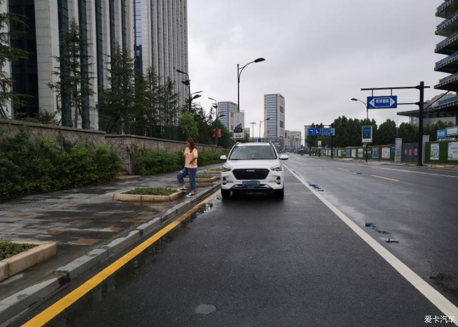 开着哈弗M6出去走走感受生活