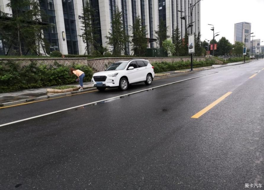 开着哈弗M6出去走走感受生活