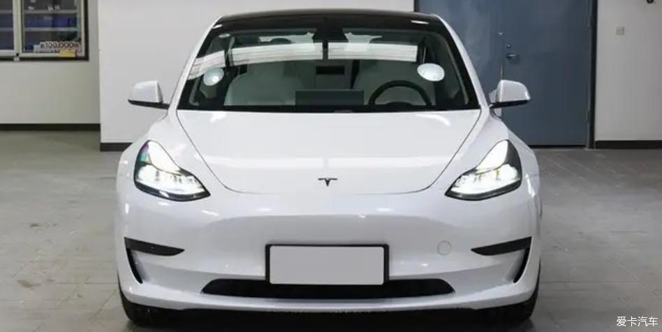 分享Model 3，满满的科感