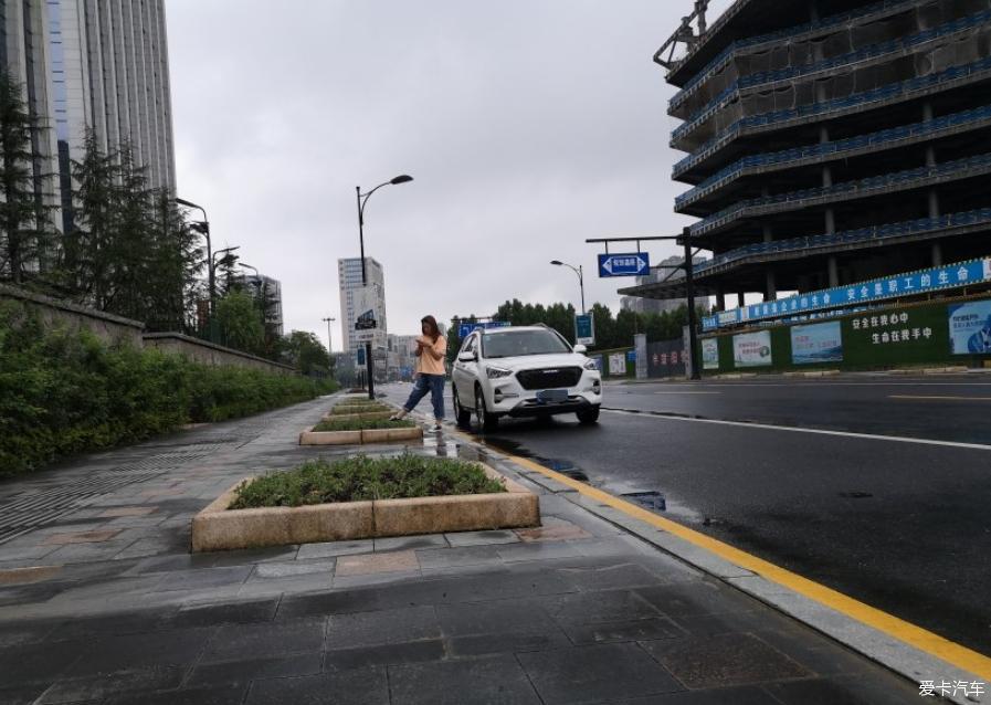 开着哈弗M6出去走走感受生活