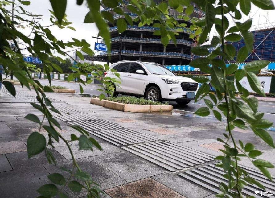 开着哈弗M6出去走走感受生活