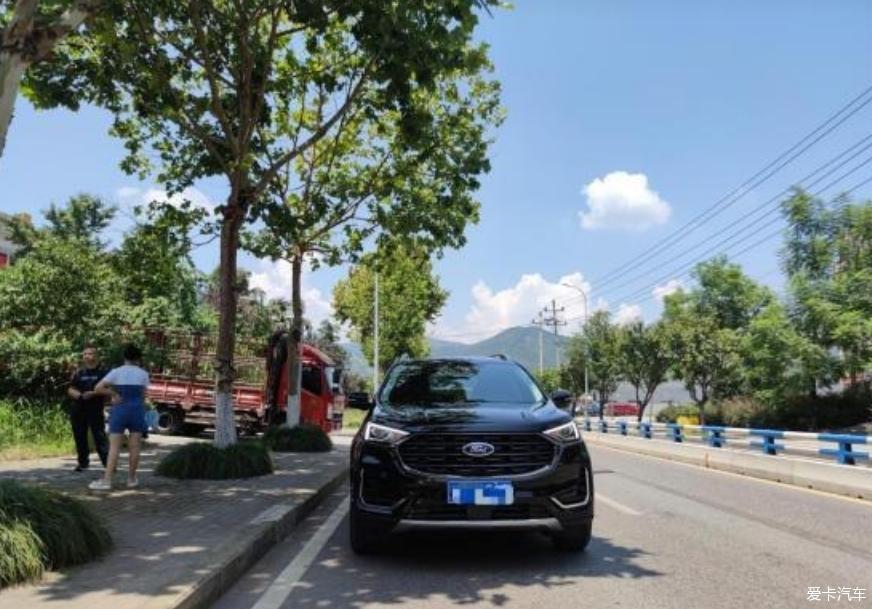分享爱车福特锐界PLUS两驱铂锐型