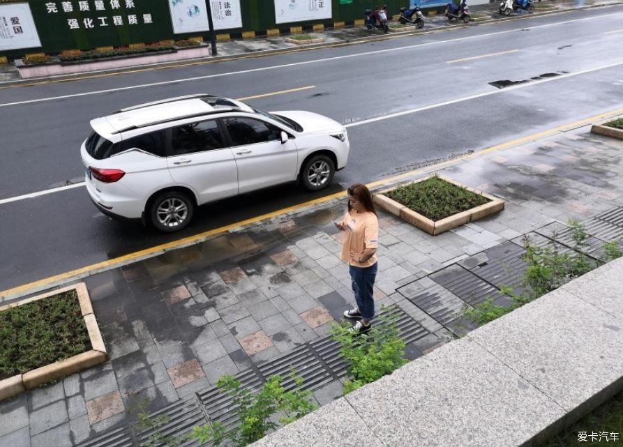 开着哈弗M6出去走走感受生活