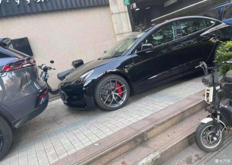 Model 3 Performance 提车用车小记