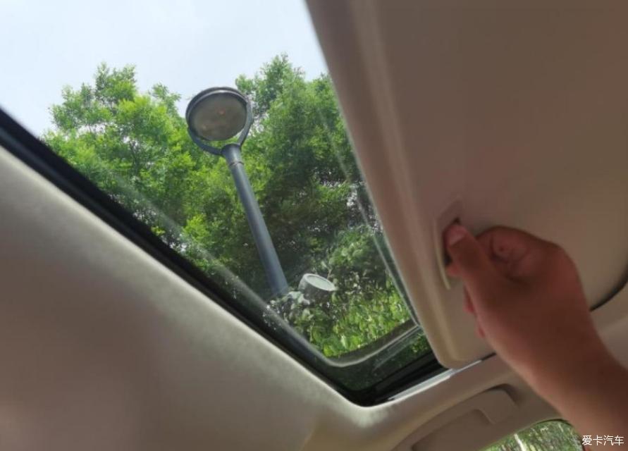 踏下油门去户外溜达，给自己的心情放个假