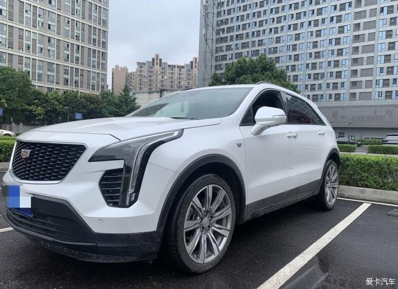 豪华二线凯迪XT4提车