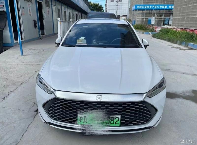 秦PLUS55公里旗舰得手，老朱来说车！