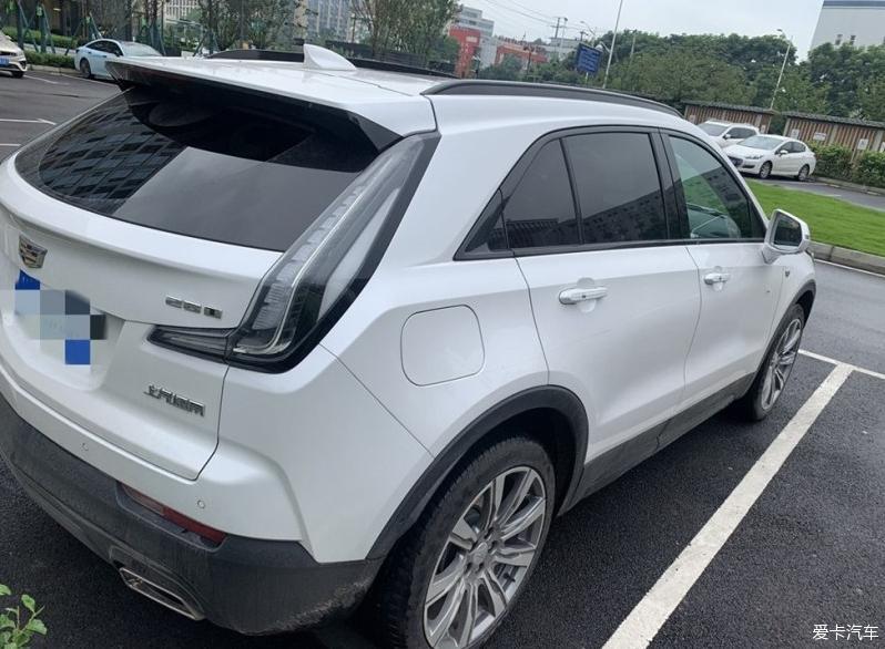 豪华二线凯迪XT4提车