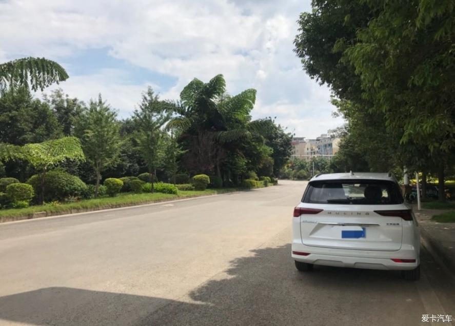 颜值上抓住了我们家人的心---五菱凯捷