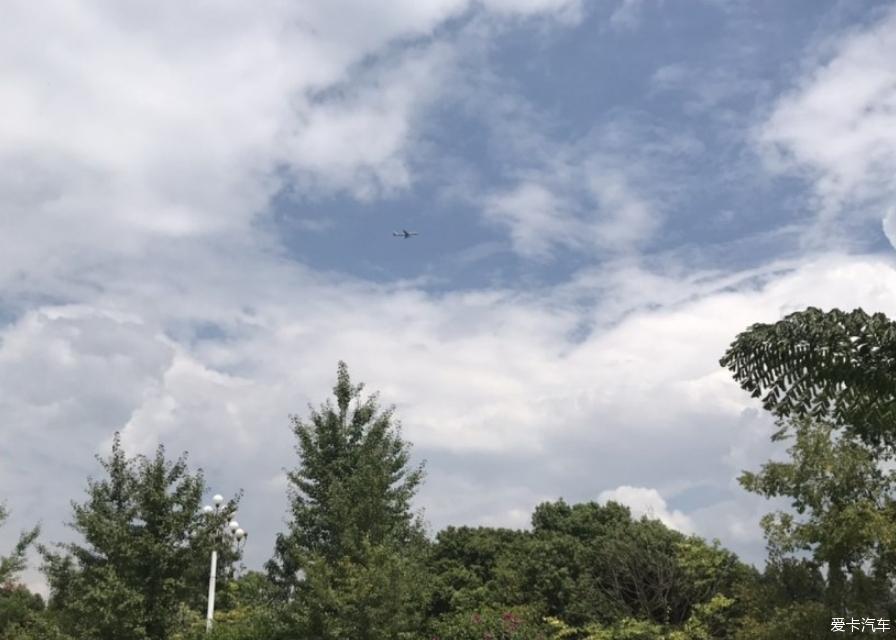 颜值上抓住了我们家人的心---五菱凯捷