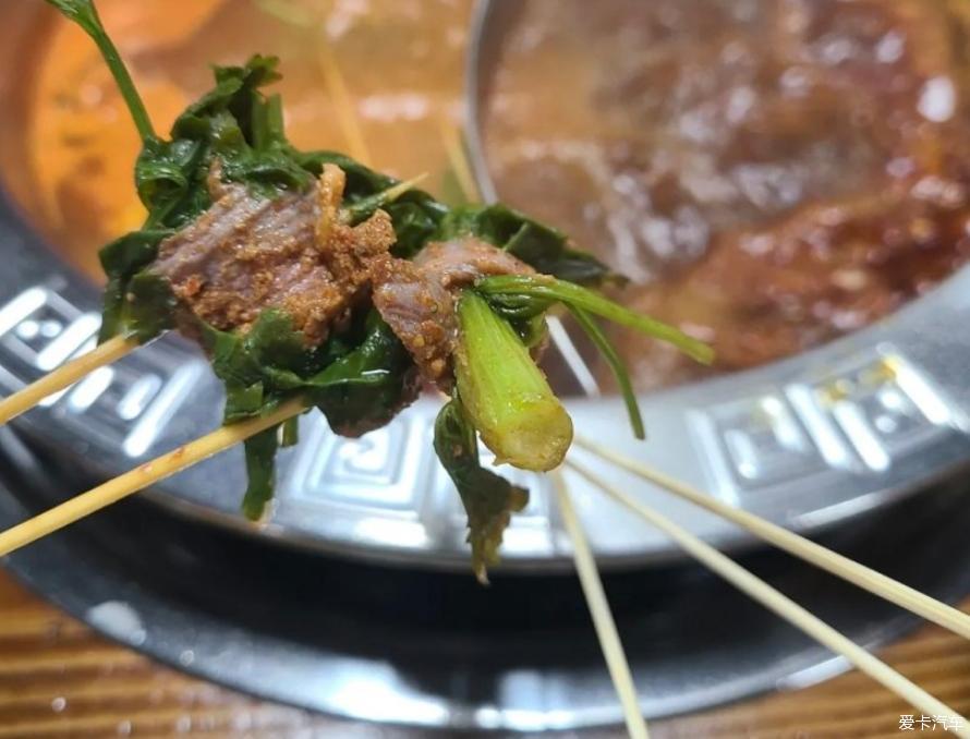 带爸妈逸起去吃串串