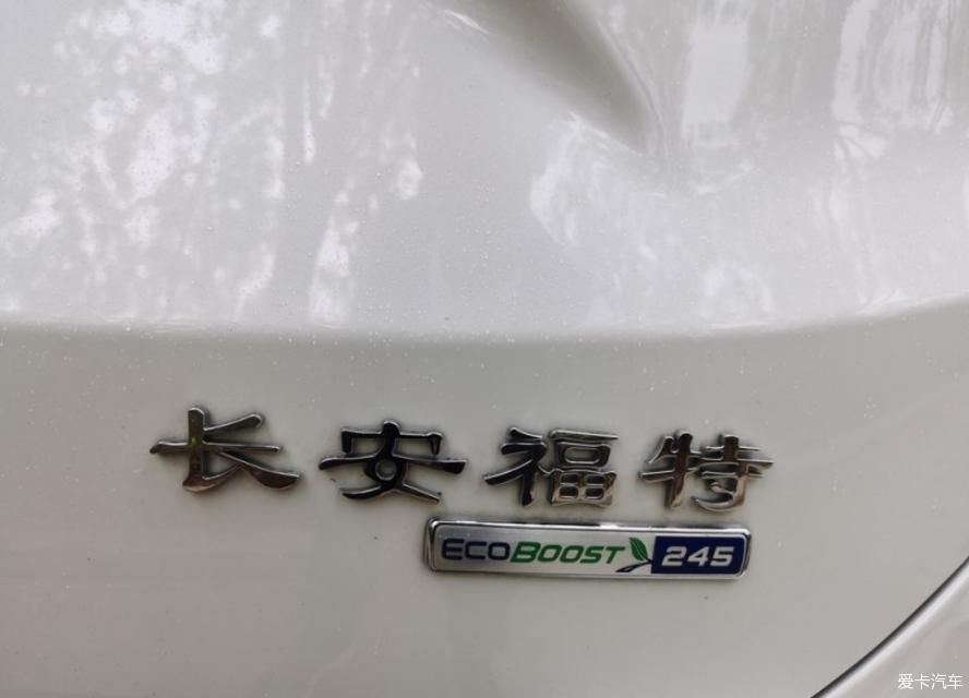 锐界PLUS——高贵，典雅，而不失驾驶乐趣