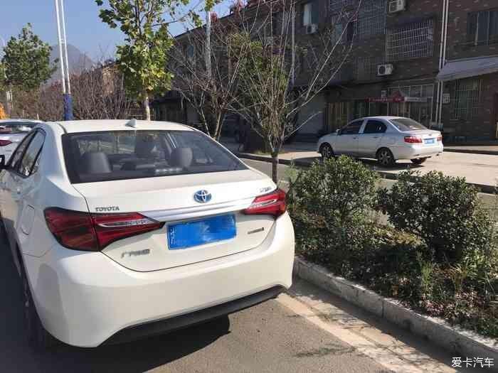 雷凌和轩逸哪个好？我推荐购买雷凌！