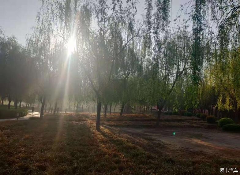 七座的开拓者 看上它的大空间和厚座椅