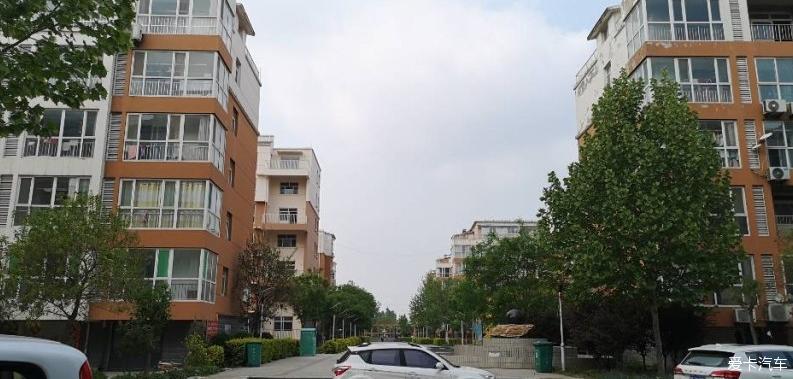 七座的开拓者 看上它的大空间和厚座椅