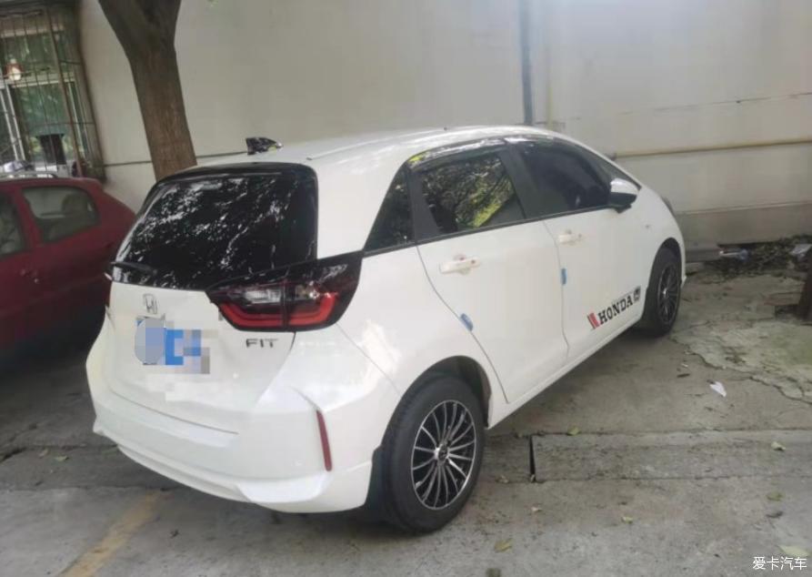 新飞度下订第二天就提车
