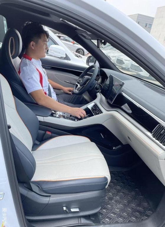 分享提车的快乐，终于不用靠想像了