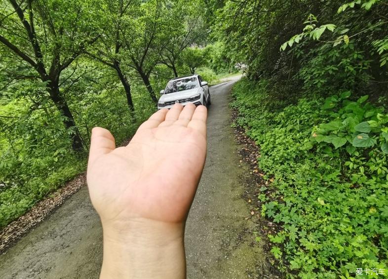回家路上有你很安心——途铠提车记