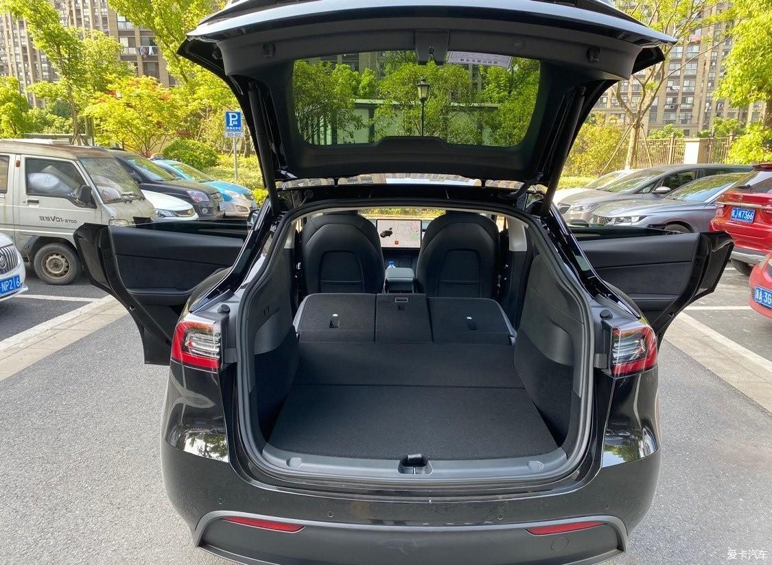 一辆颠覆我认知的车特斯拉 model Y