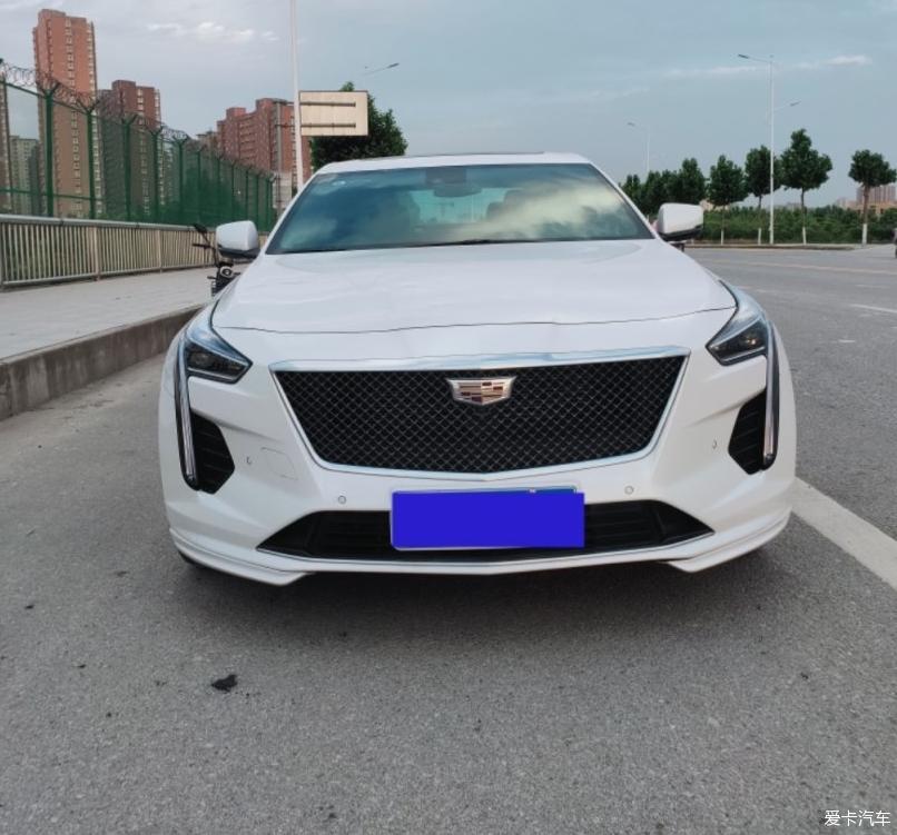 大赞凯迪拉克CT6！
