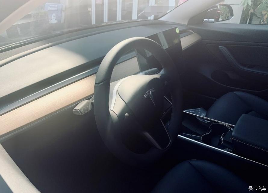 特斯拉model3见证我的所有
