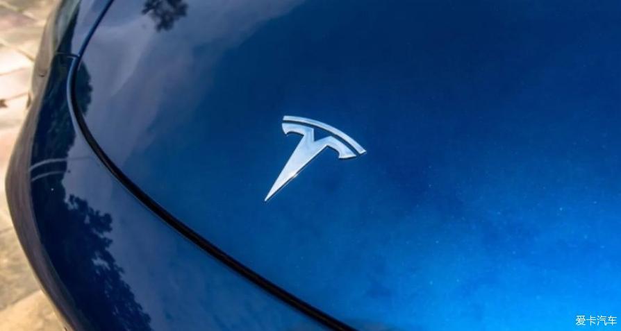 买辆特斯拉Model 3吧！