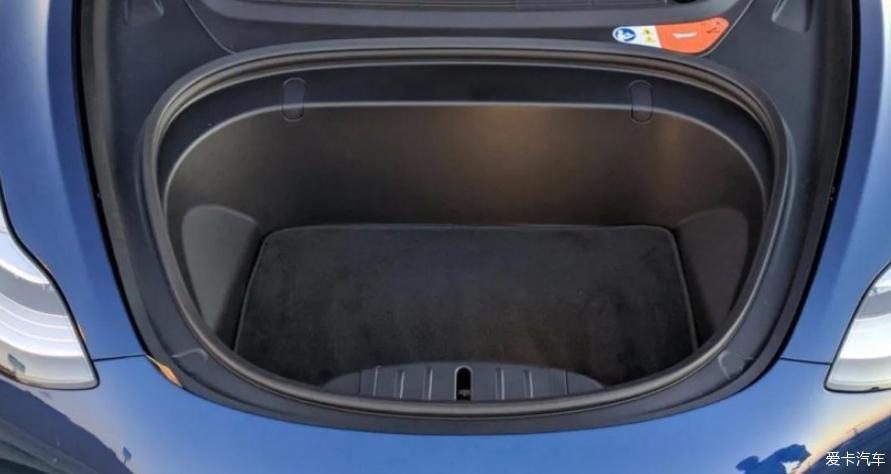 买辆特斯拉Model 3吧！