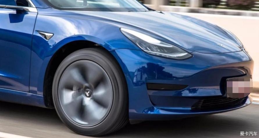 买辆特斯拉Model 3吧！