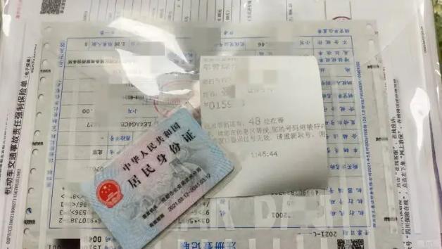 成都首台2022款奔驰C260L提车详细作业