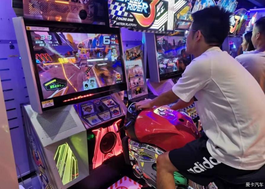 独在异乡为异客，每逢佳节倍思亲