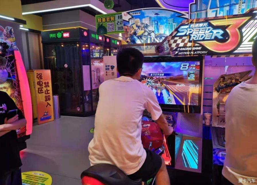 独在异乡为异客，每逢佳节倍思亲