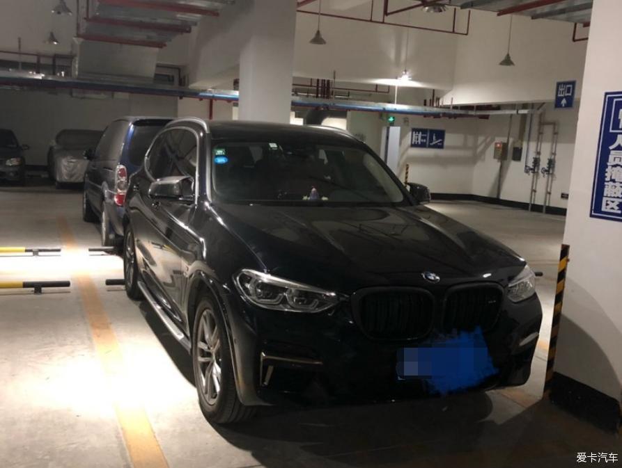 是否有和我一样觉得碳黑很容易沾灰的