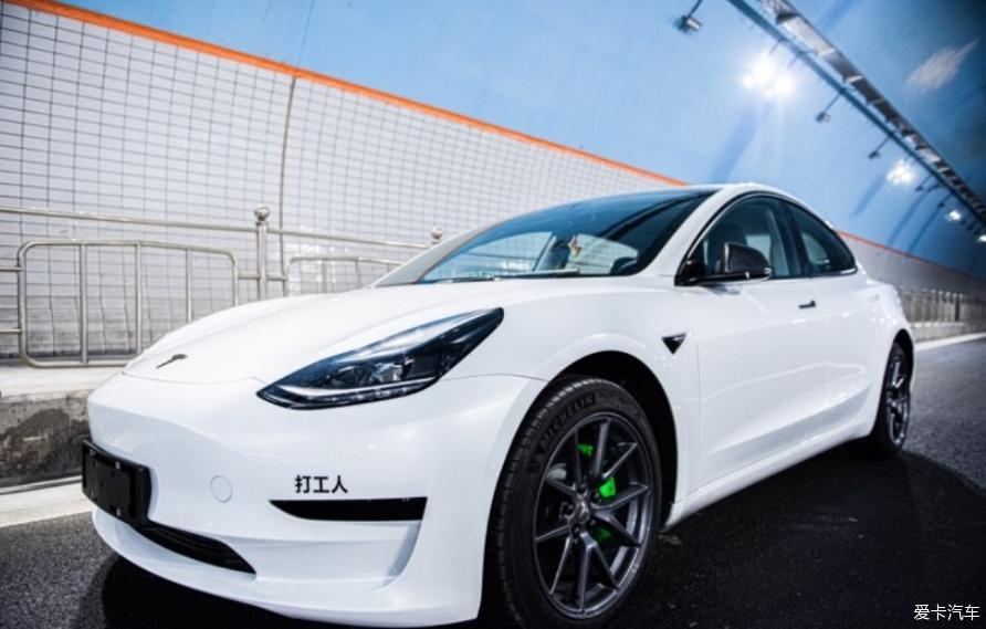 提车10来天，分享MODEL 3 加小改