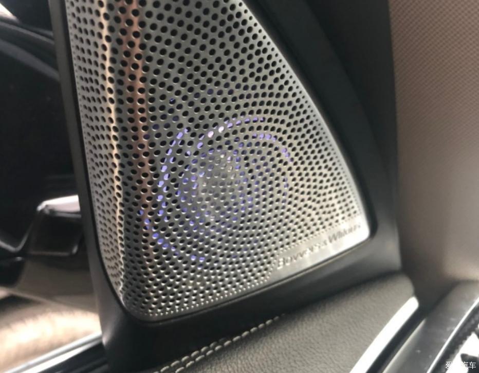 是否有和我一样觉得碳黑很容易沾灰的