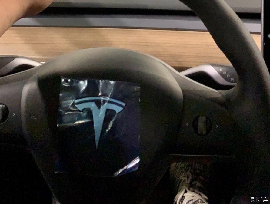 提车10来天，分享MODEL 3 加小改