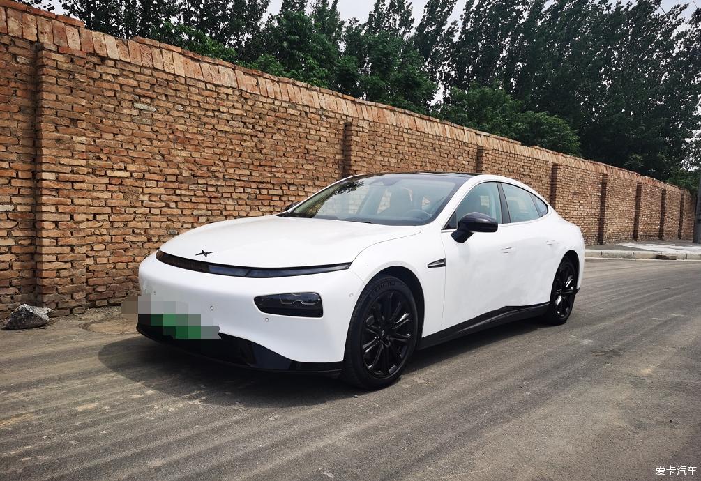 小鹏P7怎么样？model 3和小鹏P7怎么选？