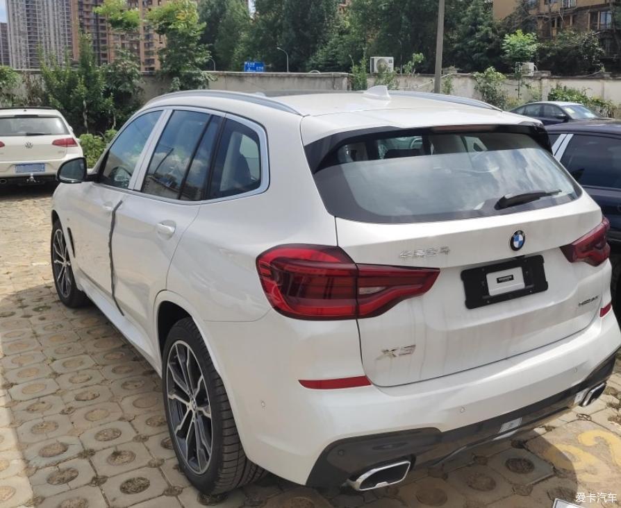 补发X3 30i 矿石白+摩卡 提车作业