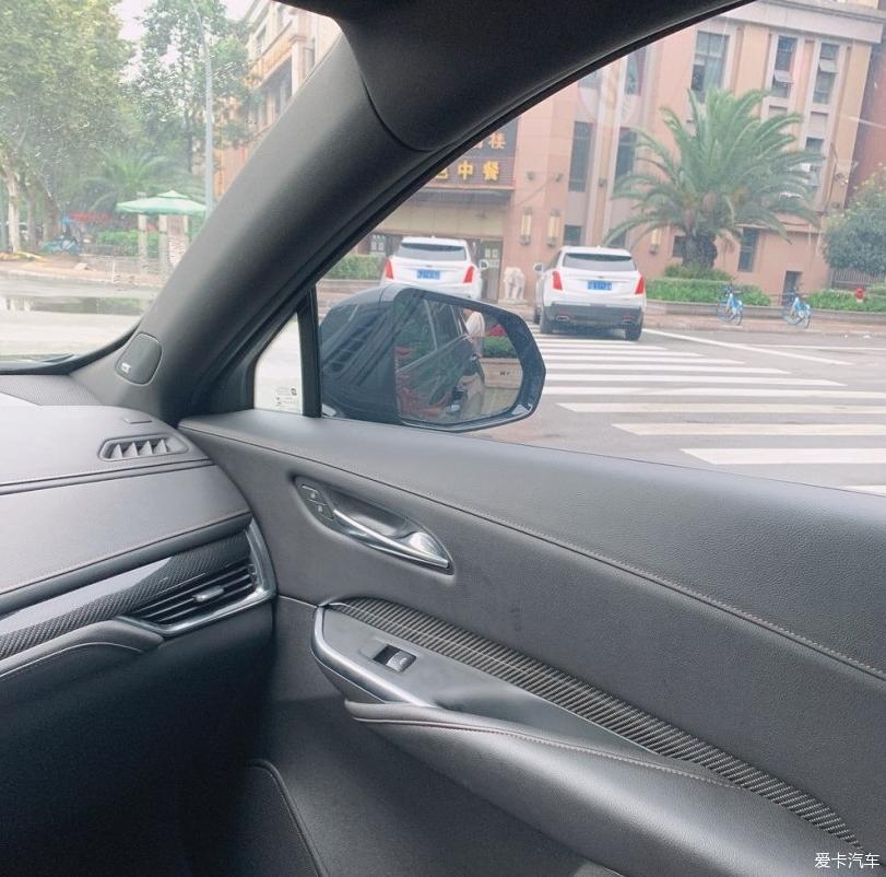 凯迪拉克XT4提车记