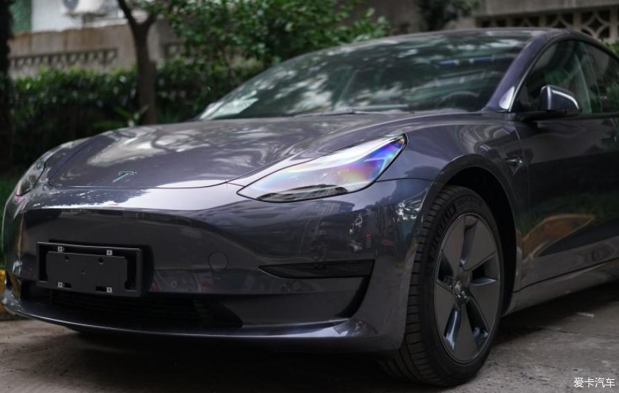 分享2021 Model 3 冷光银提车