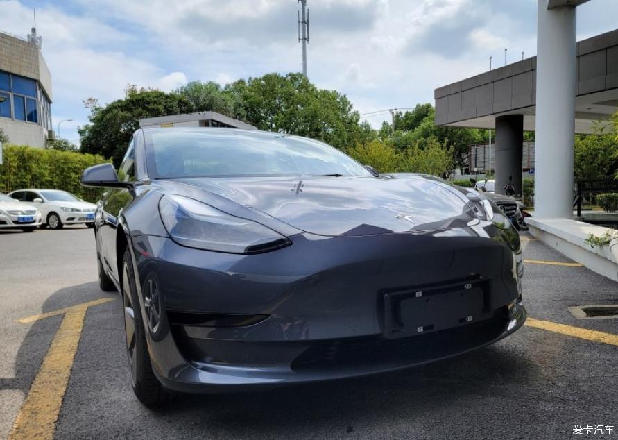 分享2021 Model 3 冷光银提车