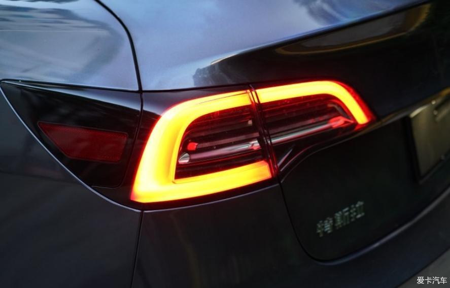 分享2021 Model 3 冷光银提车