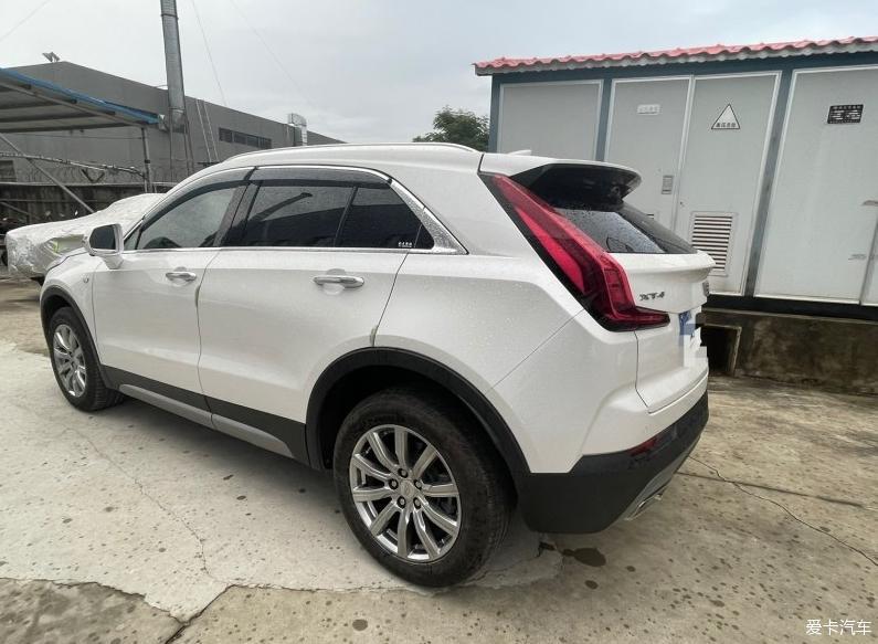 一见钟情凯迪拉克XT4，分享用车感受