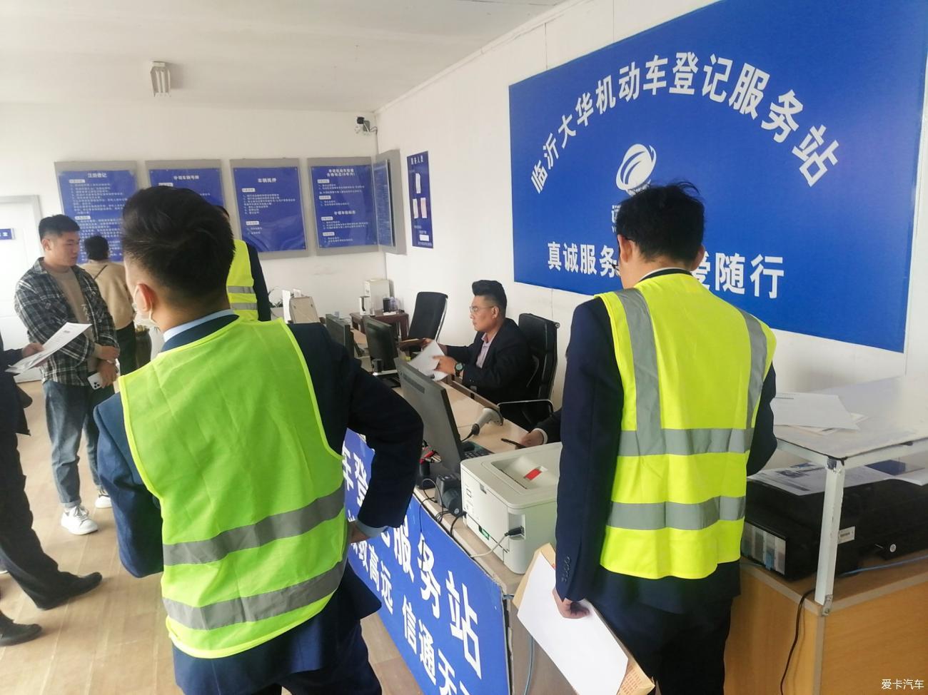 【2021提车作业】生活更加美好，奋斗青年喜提吉普大指挥官