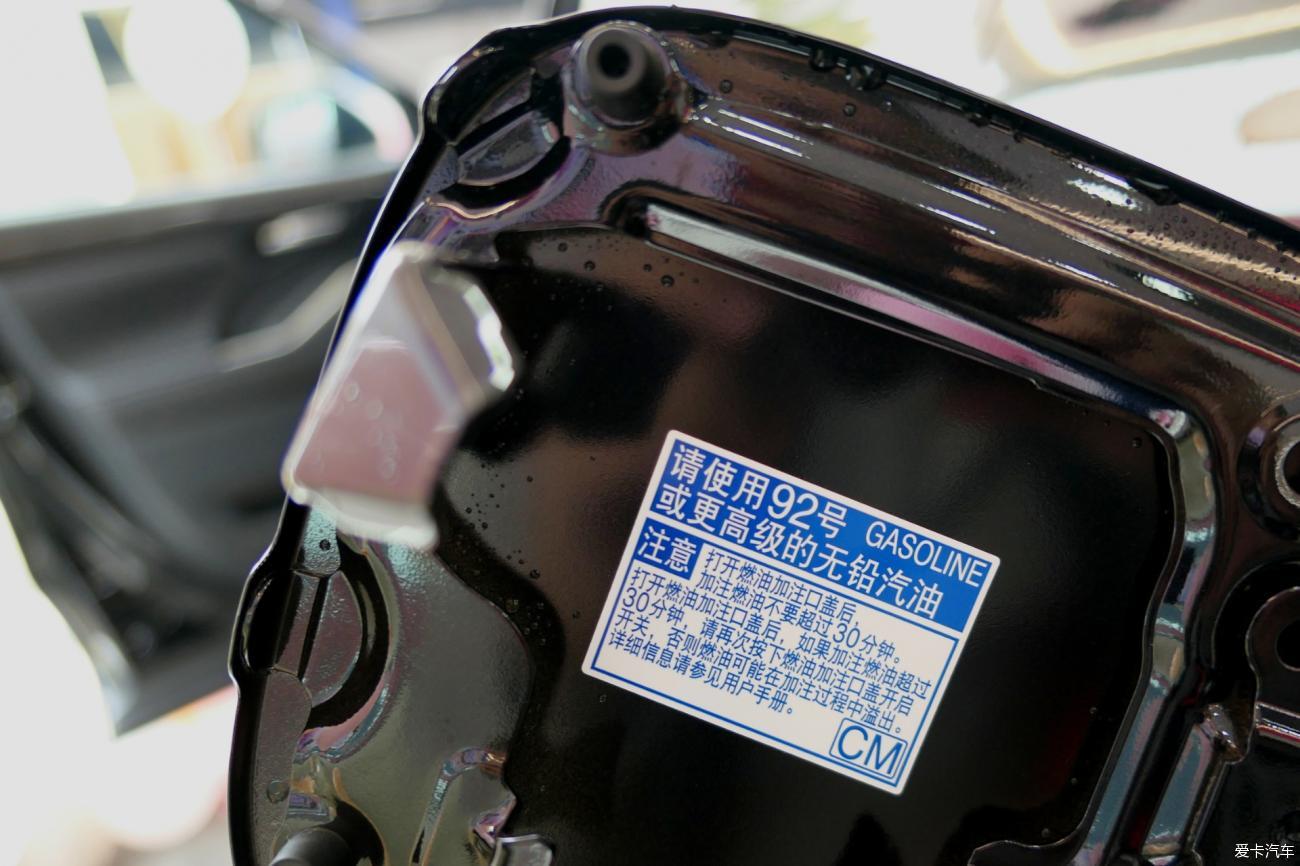 【2021新车】耀世登场，喜提CROWN皇冠陆放！