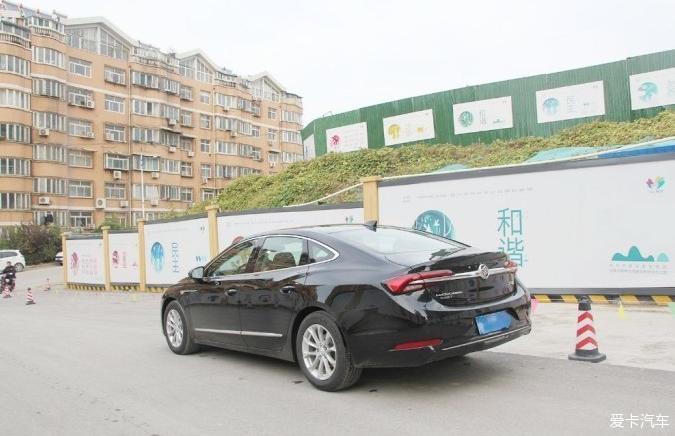 开着大哥君越飞驰，就是我新的开始