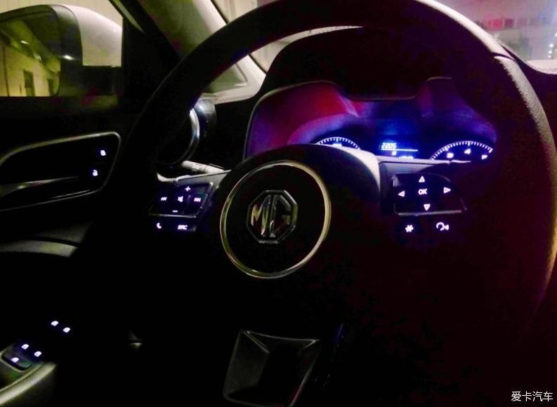 夜光下的ZS，伦敦眼，yyds