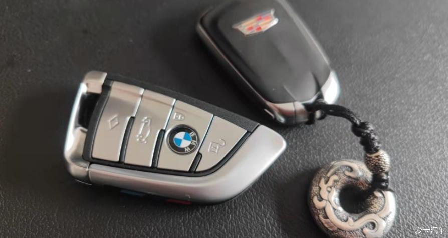 秒提X3 30i领先现车