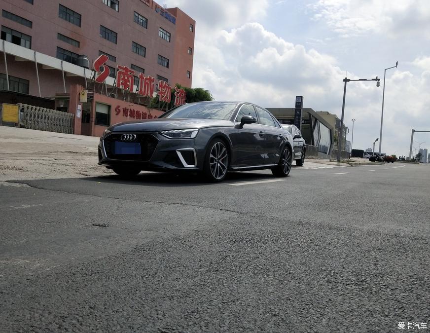 有一种驱动叫quattro 奥迪A4L臻选致雅型 初体验